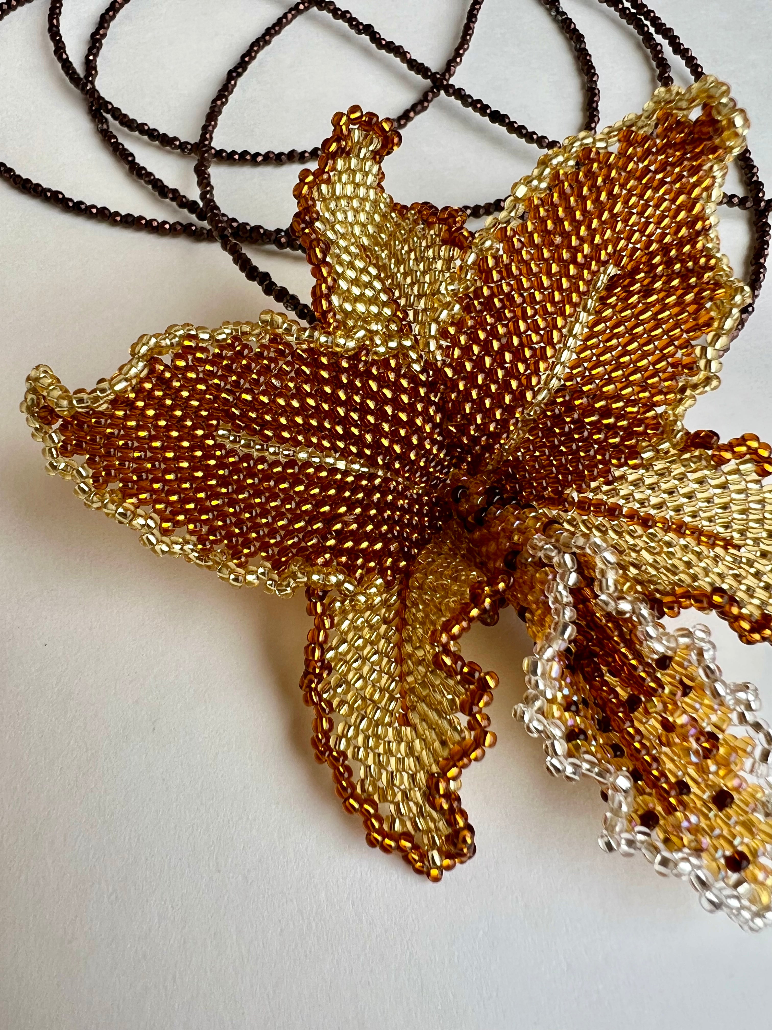 Collar Corbatero Orquídea L