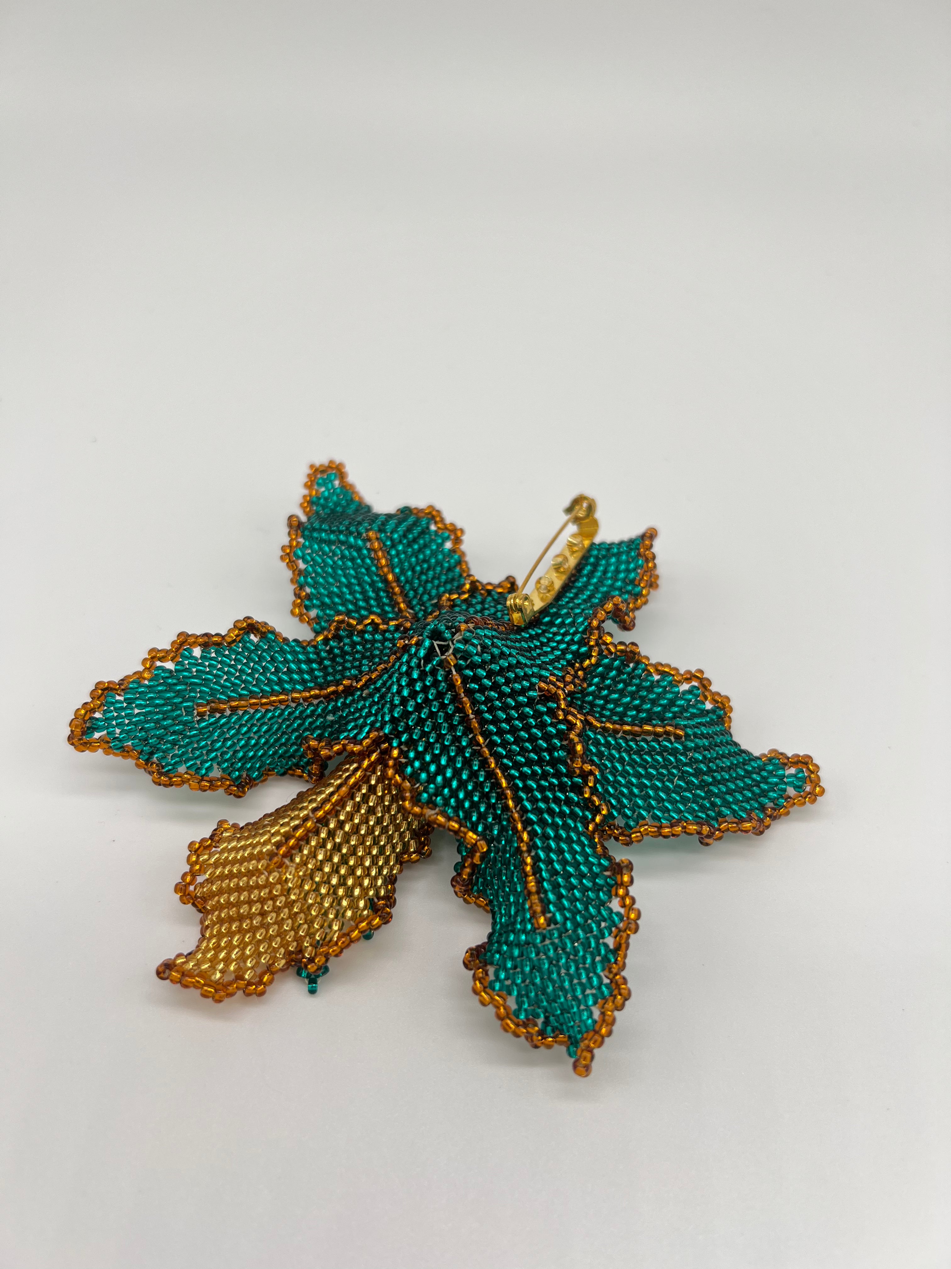 Broche Orquídea Esmeralda